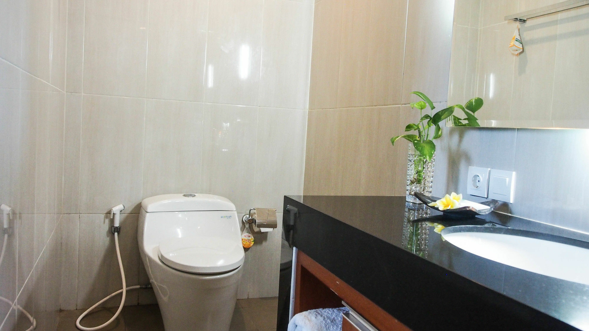 Hotel Lebak Nelayan Canggu Exterior foto